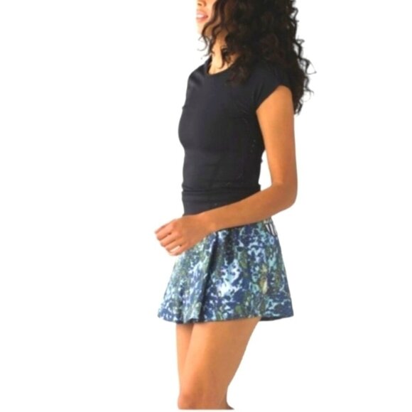 Lululemon Pleated Floral Printing Skirt Size 10 - Picture 3 of 8